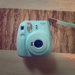 Fujifilm instax mini 9 camera